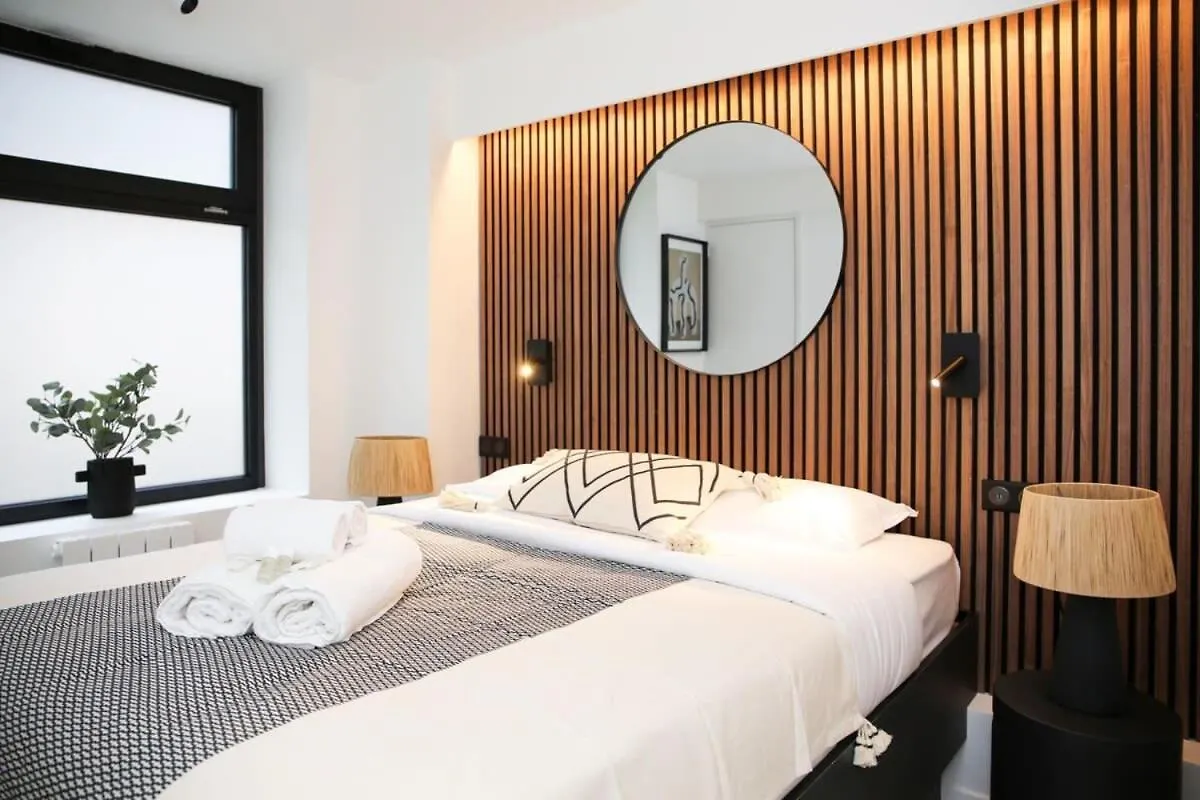 Appartement De Caractere Aux Portes Du Marais - 4P - Flat-Guest Paris France